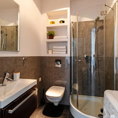 Warecka Street Super Free Parking *