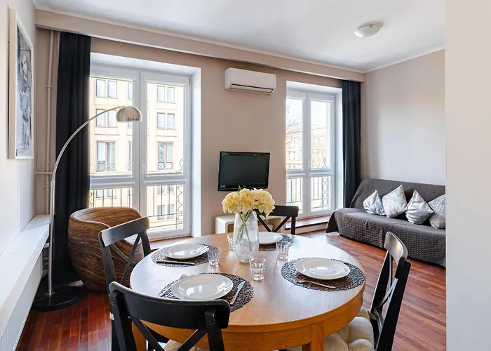 Warecka Street Super Free Parking 바르샤바