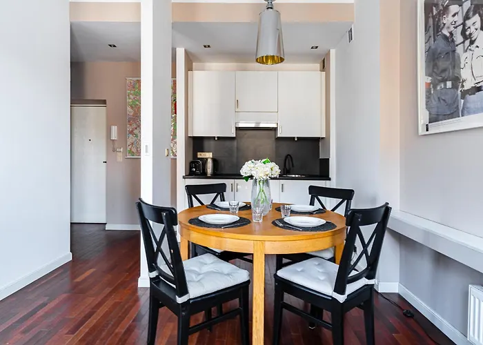 아파트 Warecka Street Super Free Parking 바르샤바